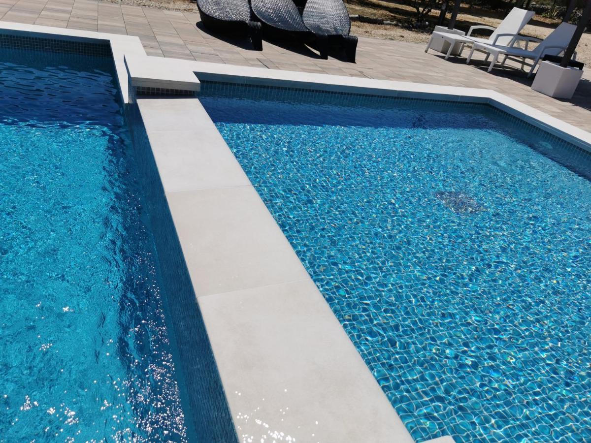 Hotel Grande Glamping With Pool à Biograd Na Moru Extérieur photo