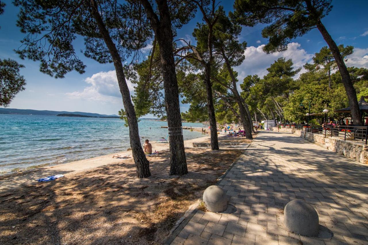 Hotel Grande Glamping With Pool à Biograd Na Moru Extérieur photo